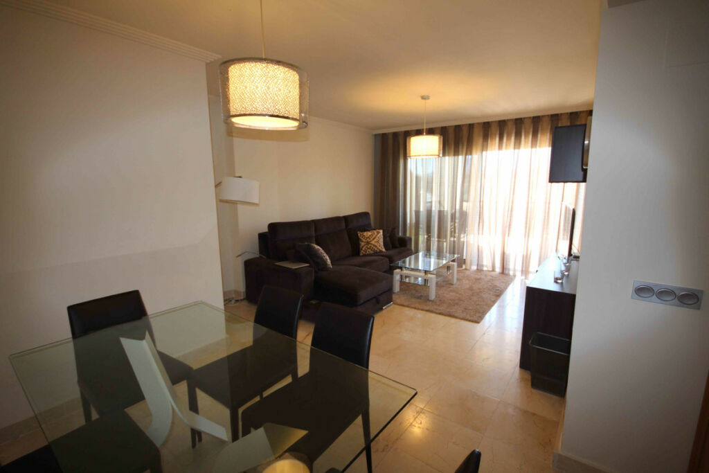 Middle Floor Apartment Benahavís Málaga - image 11