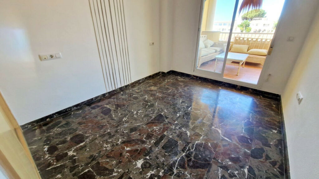 Penthouse Duplex Torreblanca Málaga - image 9