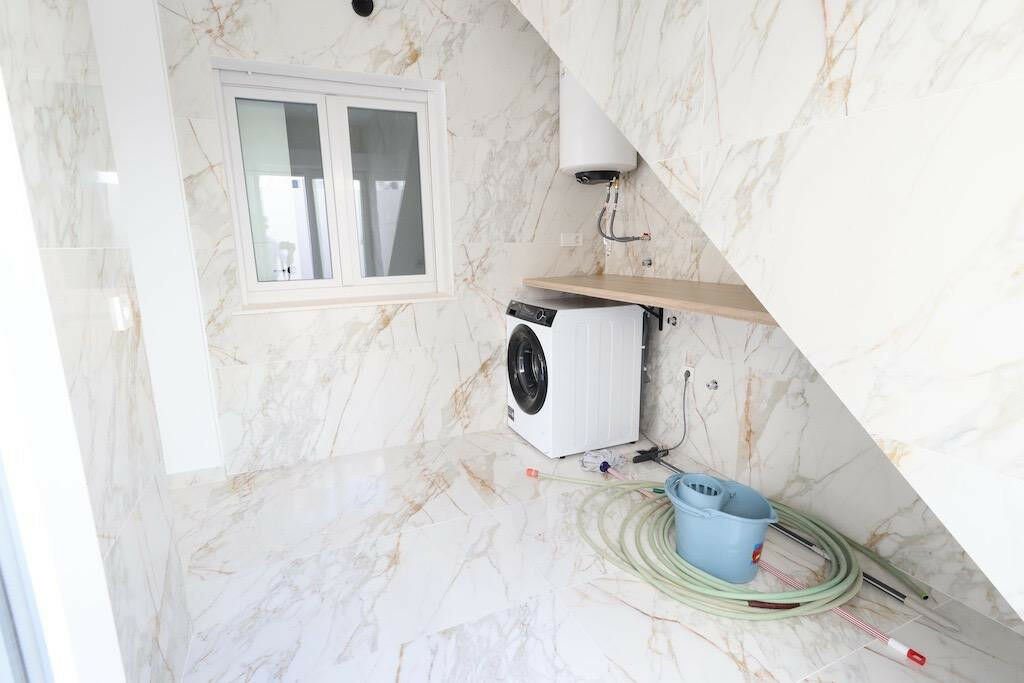 Townhouse San Luis Alicante - image 9
