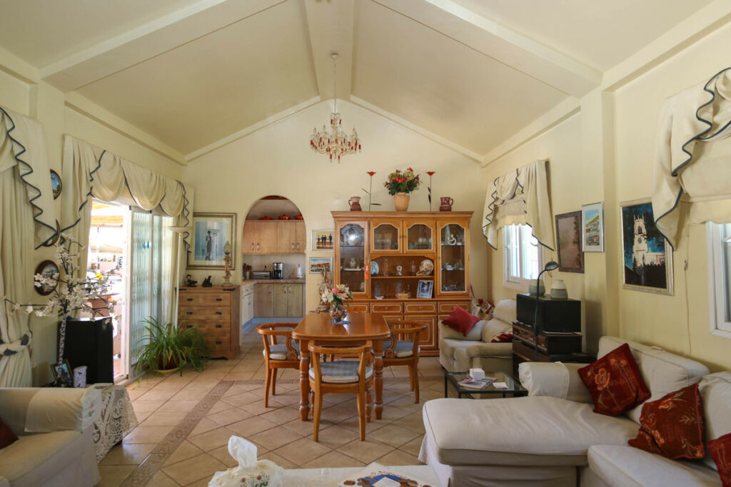 Detached Villa Cártama Málaga - image 11