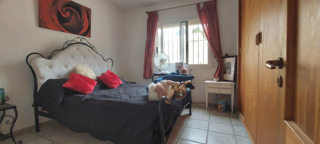 Detached Villa Orcheta Alicante - image 9