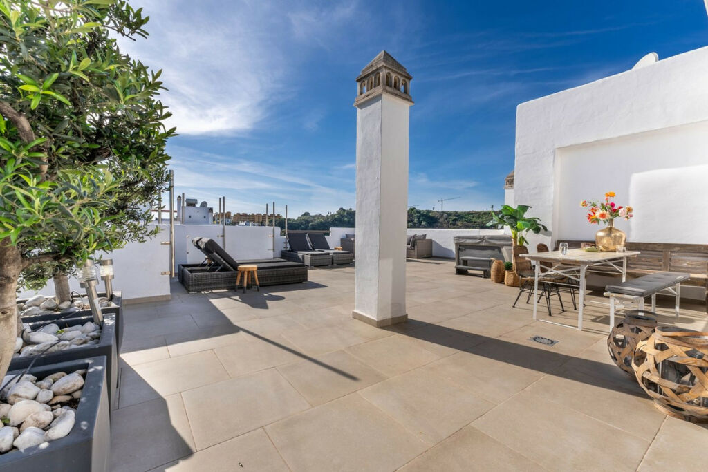 Penthouse Duplex Estepona Málaga - image 3