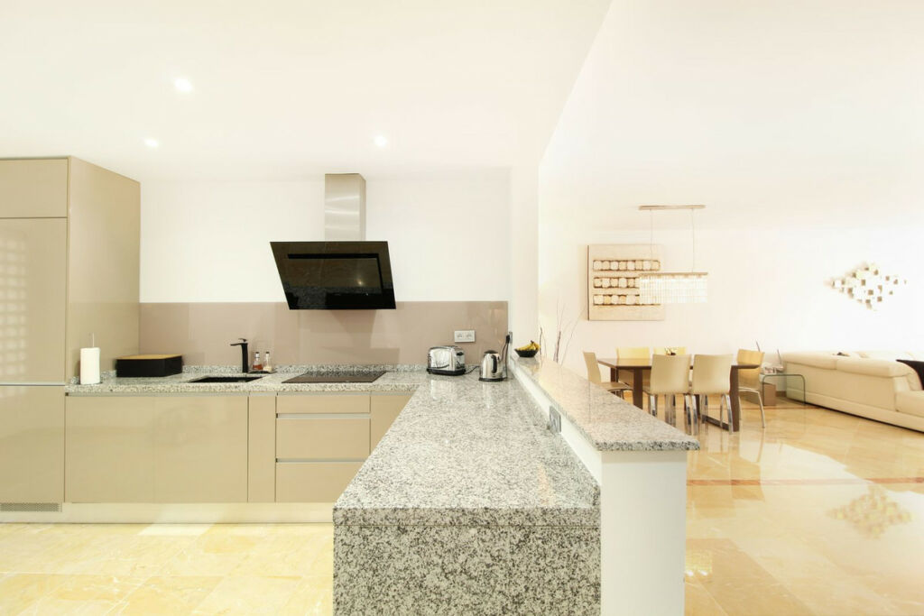 Ground Floor Apartment La Quinta Málaga - image 10