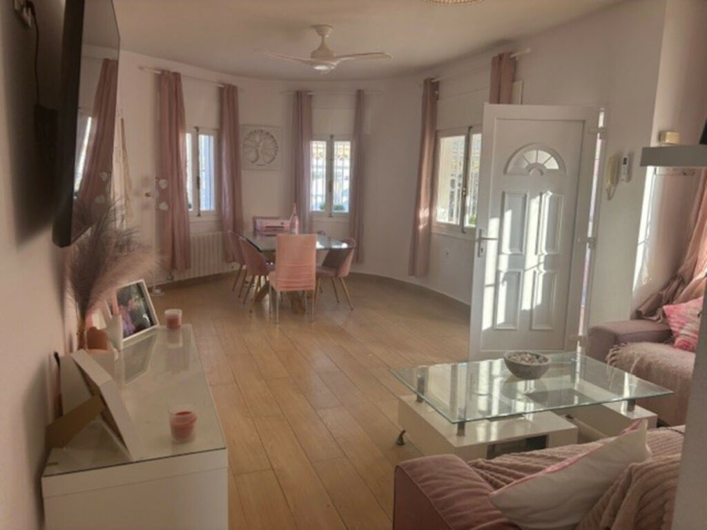 Detached Villa Playa Flamenca Alicante - image 9