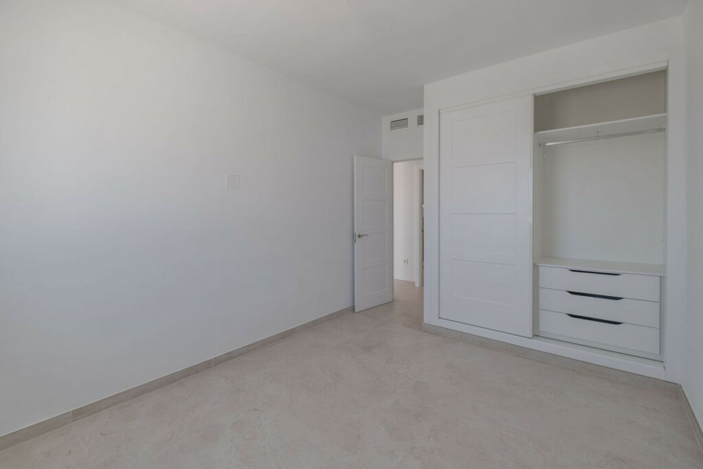 Penthouse Miraflores Málaga - image 9
