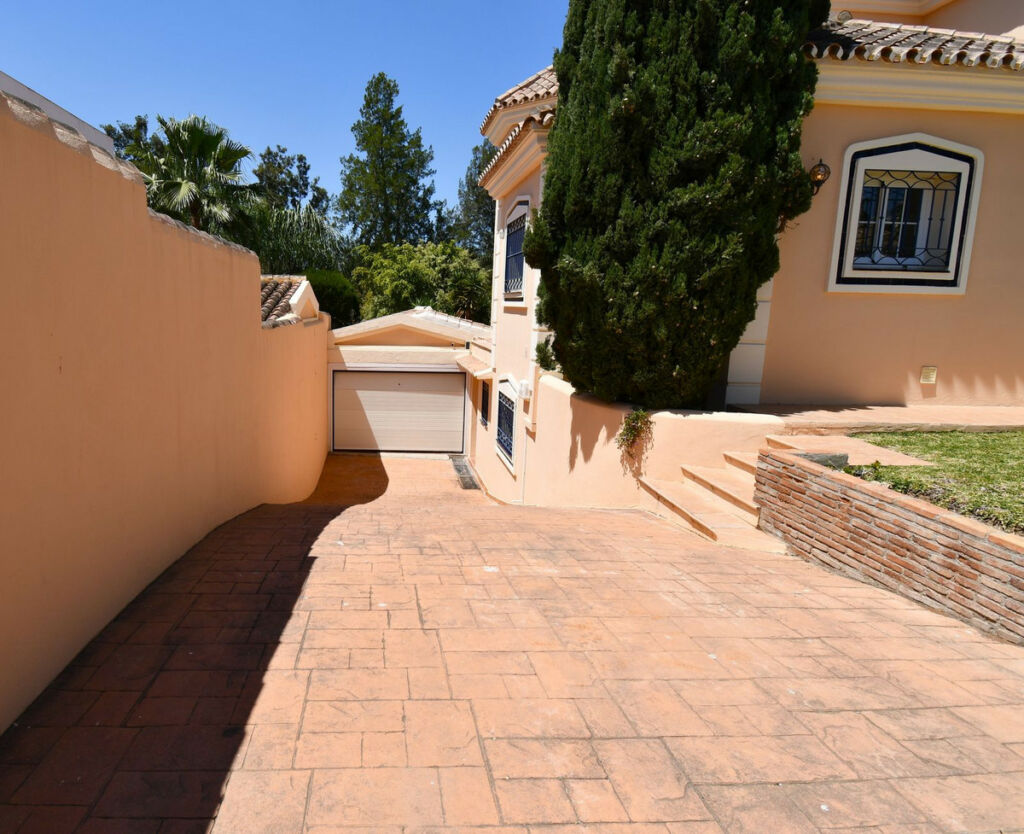 Detached Villa Mijas Golf Málaga - image 98