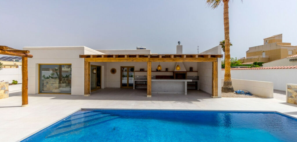 Detached Villa Torrevieja Alicante