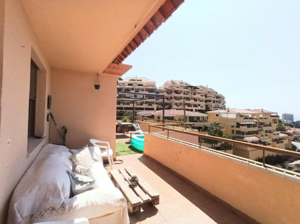 Penthouse Duplex Torrequebrada Málaga - image 2