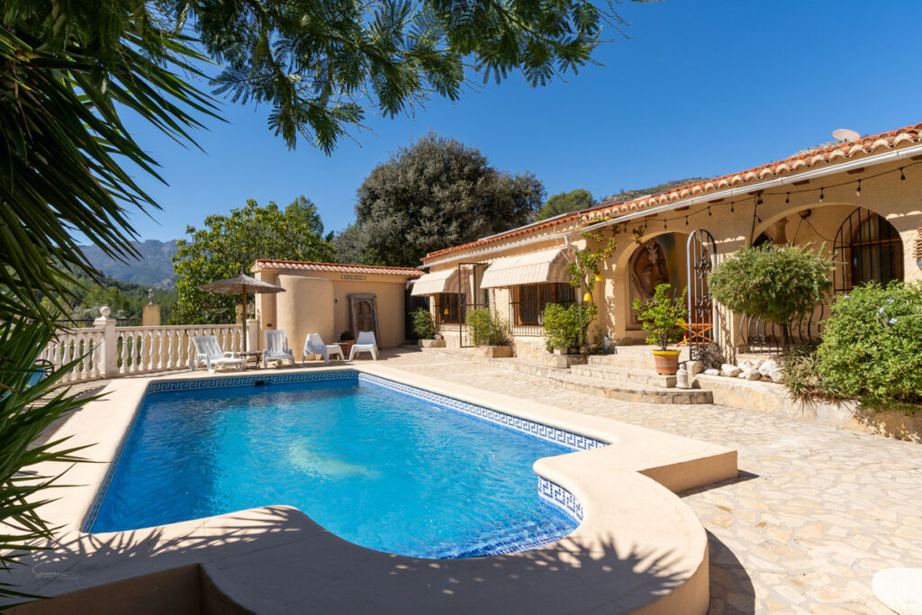 Detached Villa Castell de Castells Alicante