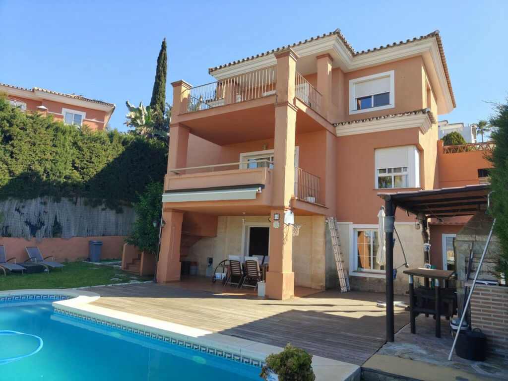 Detached Villa Cerros del Aguila Málaga