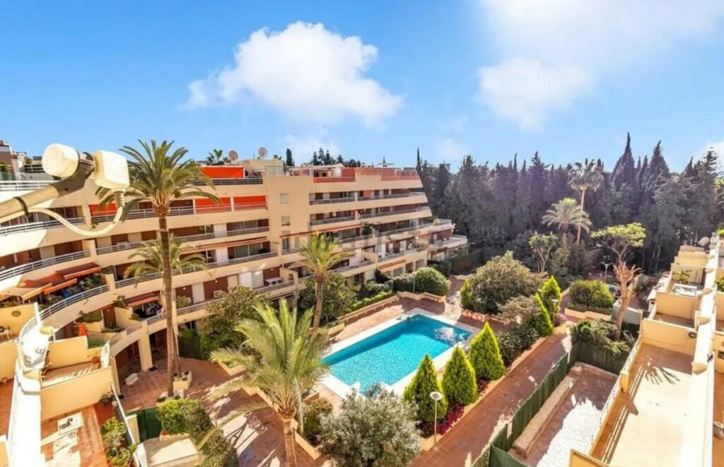 Middle Floor Apartment Marbella Málaga
