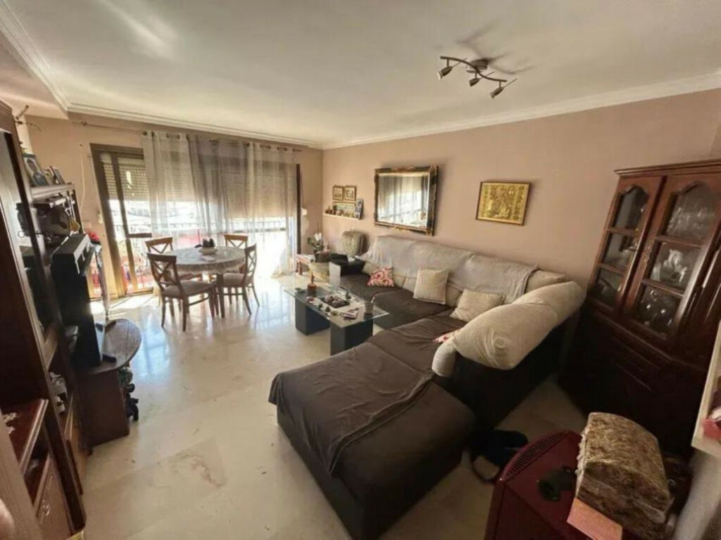Top Floor Apartment Estepona Málaga