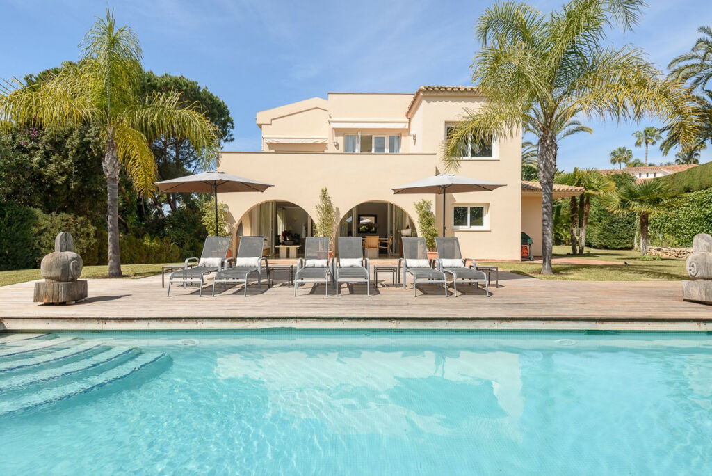 Detached Villa Los Monteros Málaga