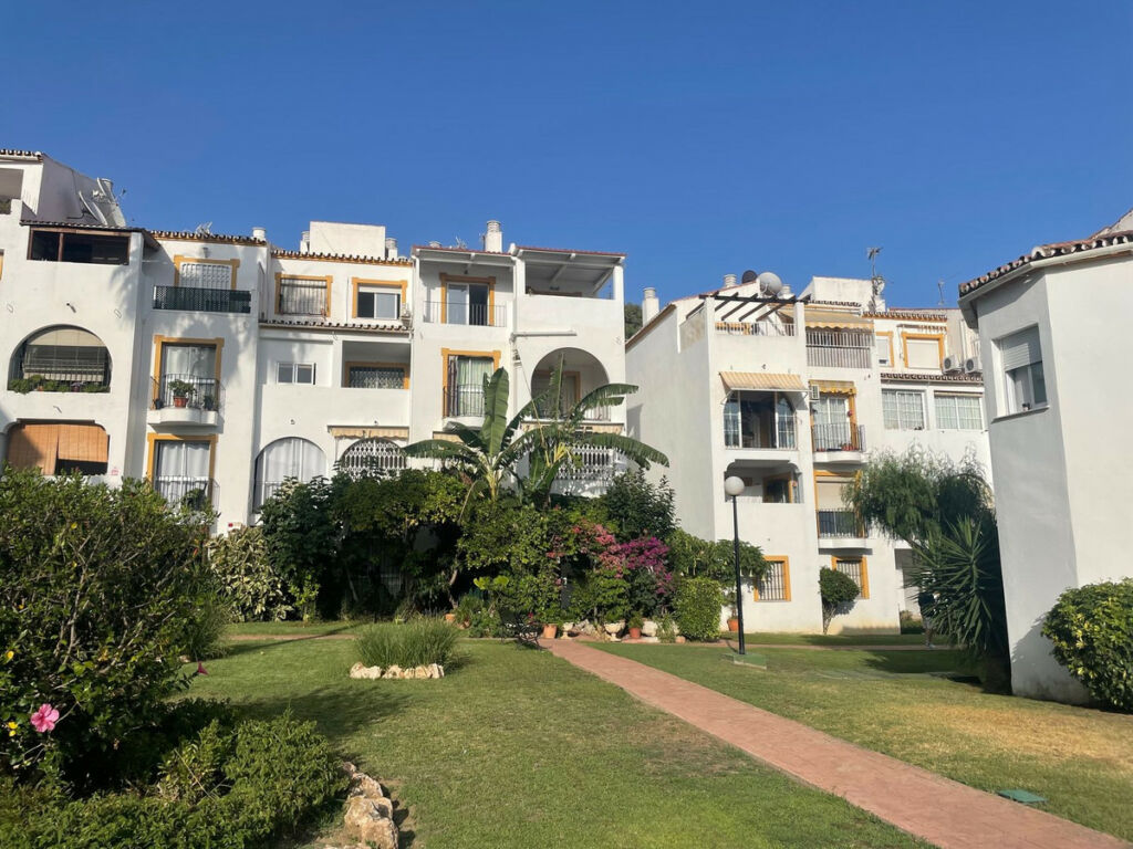Ground Floor Apartment Atalaya Málaga