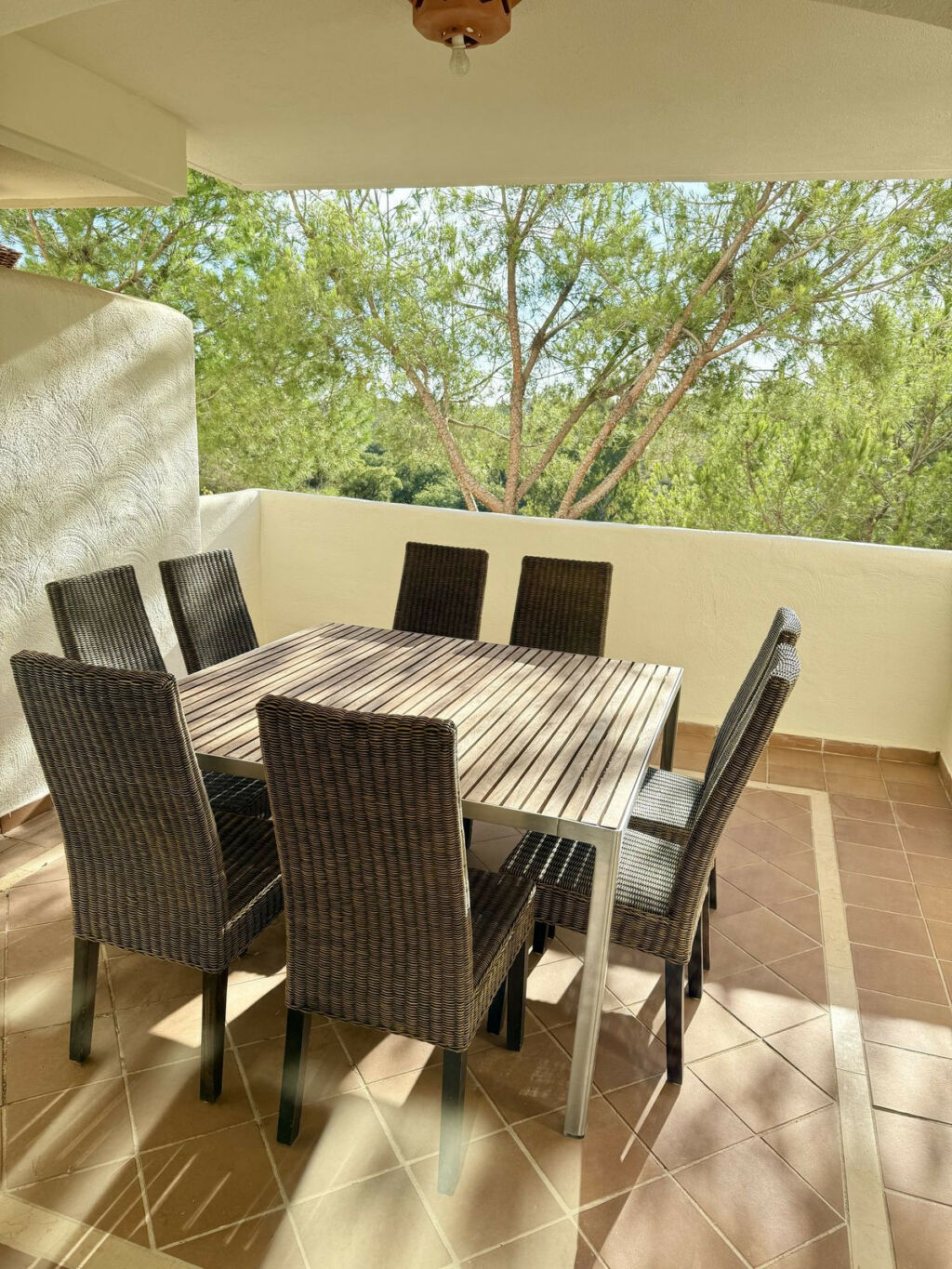Middle Floor Apartment Elviria Málaga - image 2