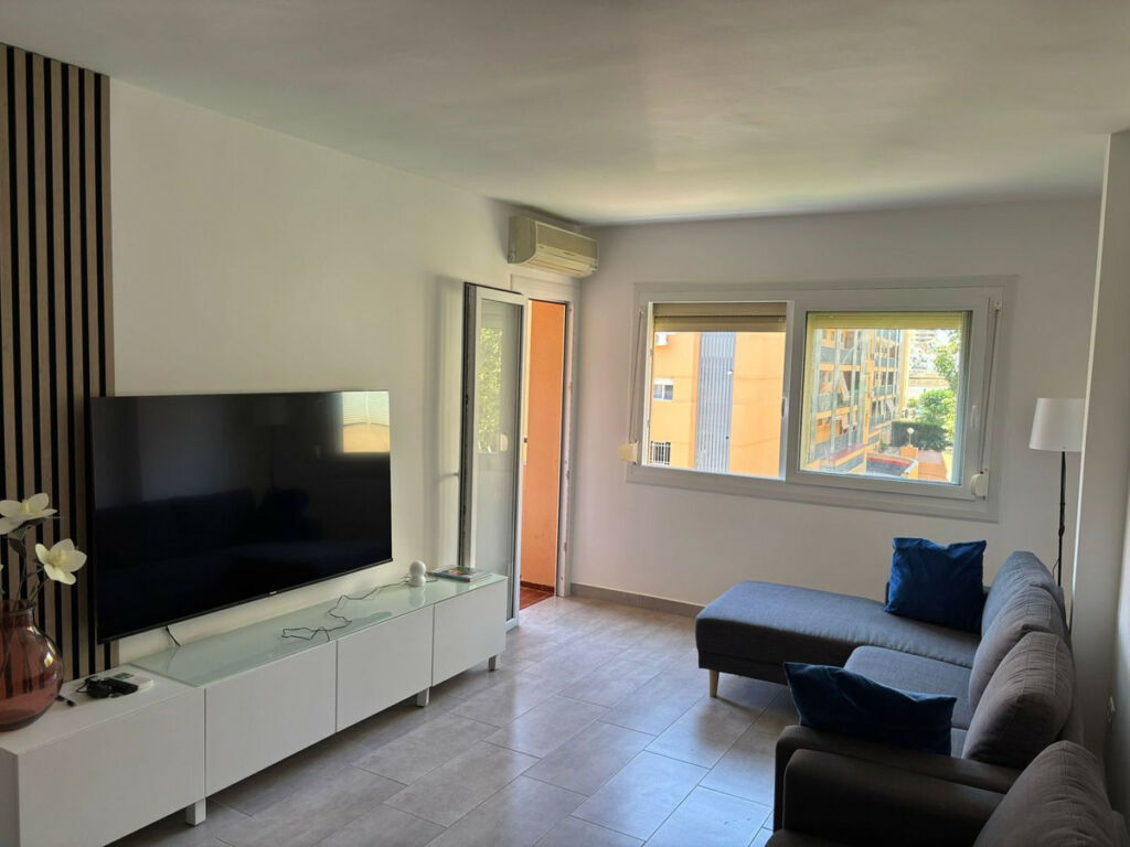 Middle Floor Apartment Fuengirola Málaga