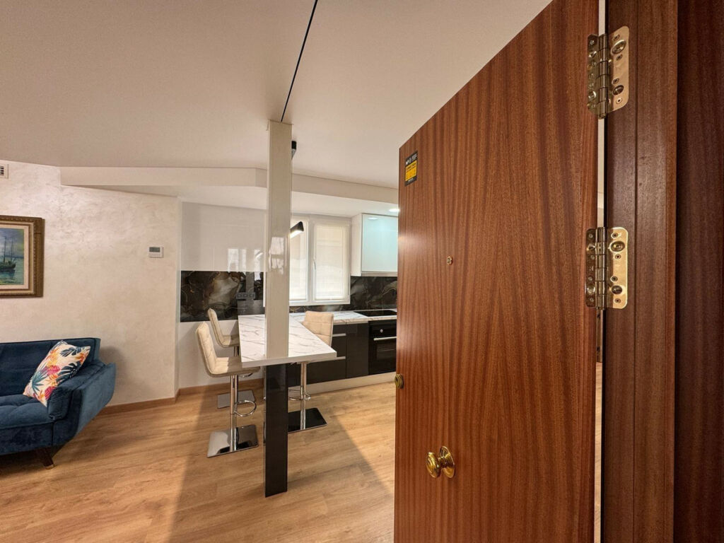 Middle Floor Apartment Torrevieja Alicante