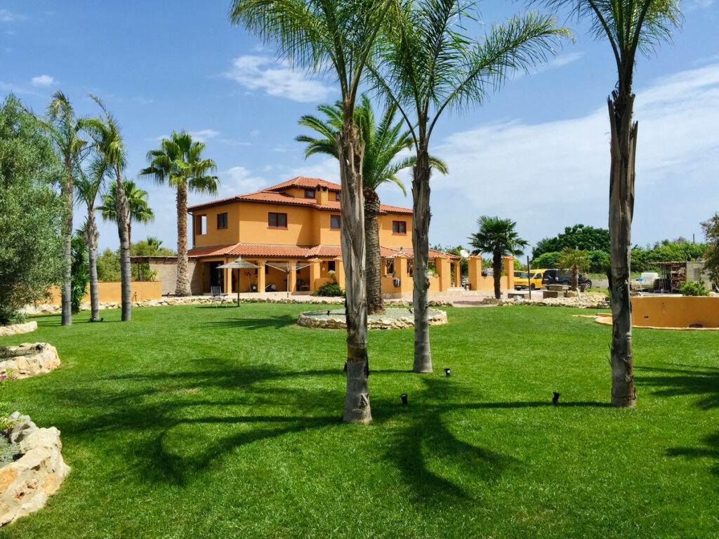 Detached Villa Sella Alicante