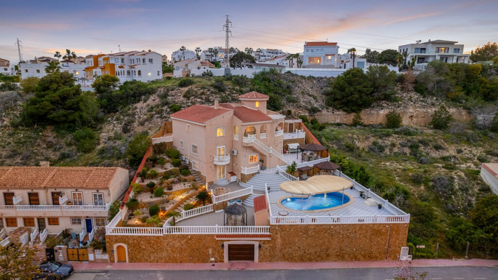 Detached Villa Ciudad Quesada Alicante