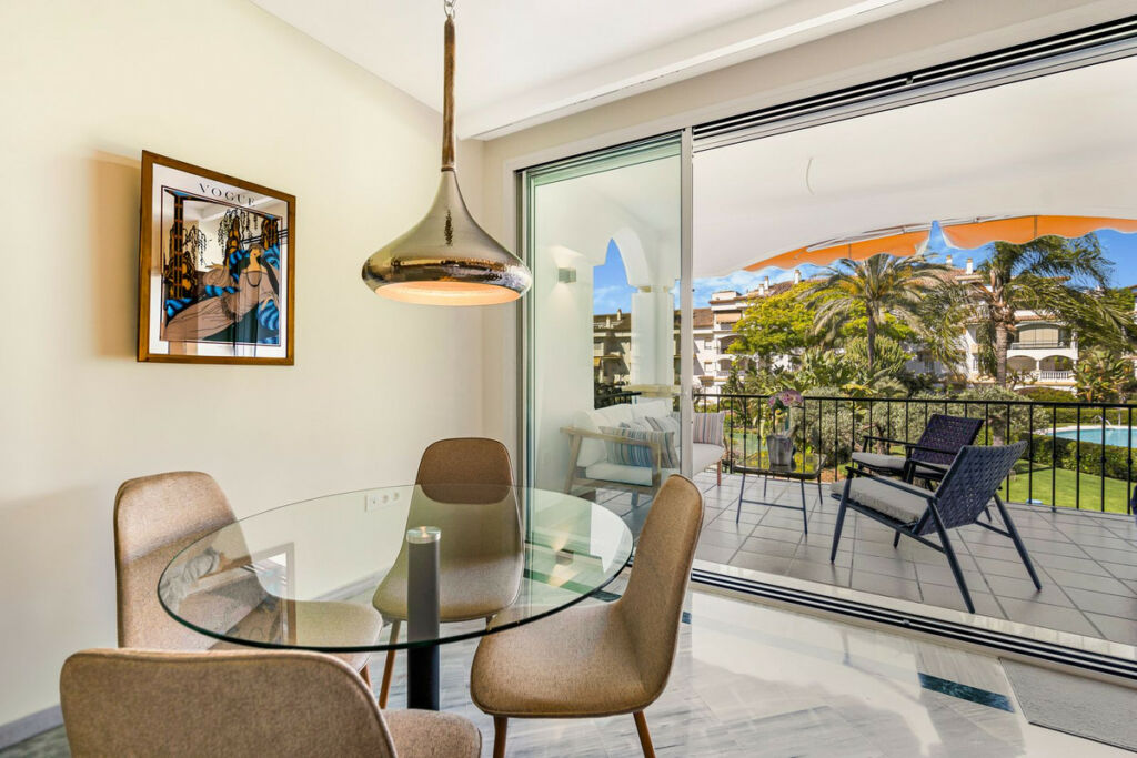 Middle Floor Apartment Marbella Málaga