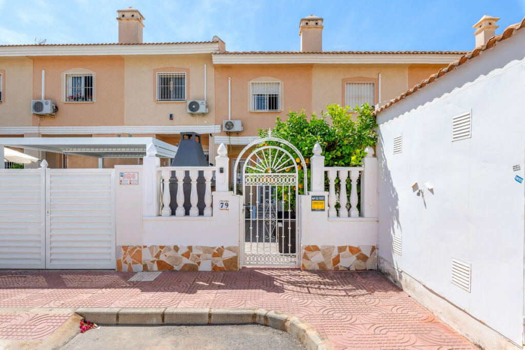 Townhouse Dona Pepa Alicante