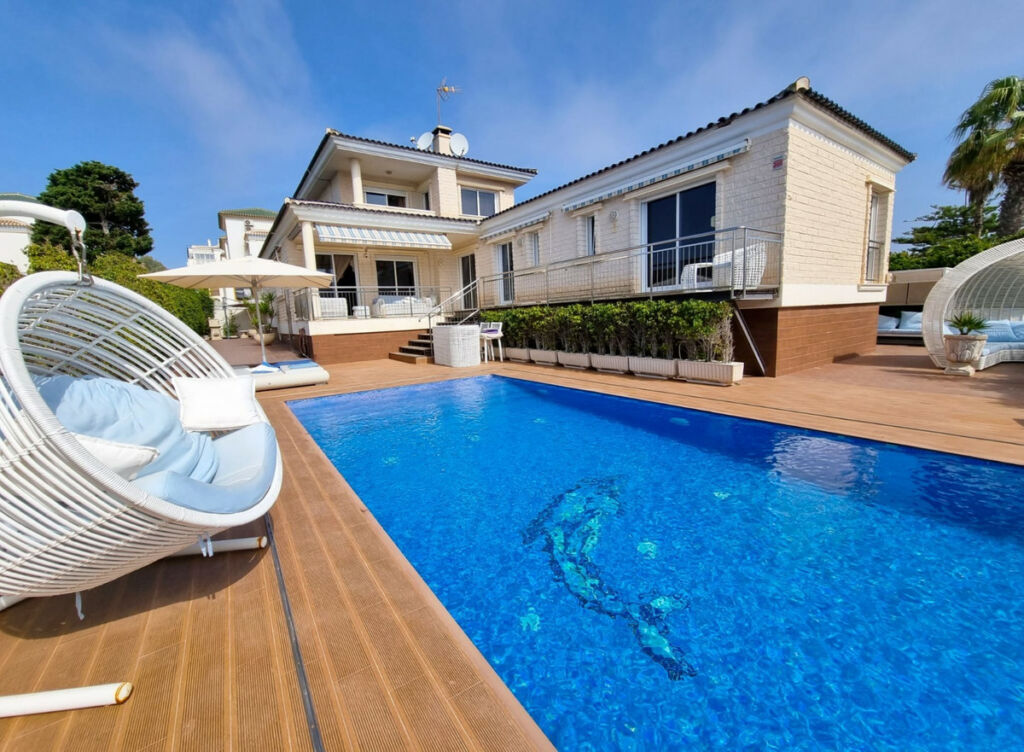 Detached Villa La Mata Alicante