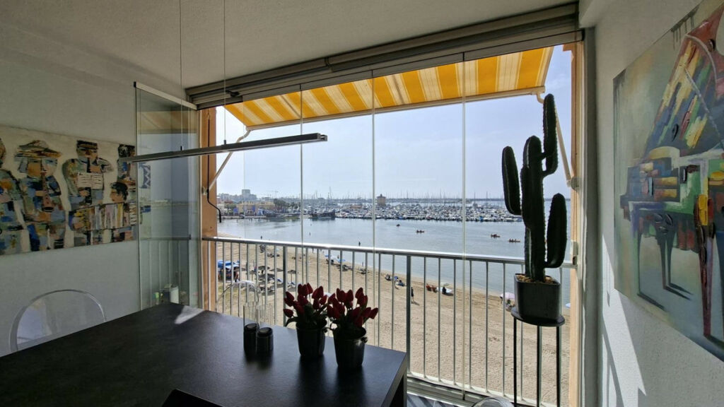 Middle Floor Apartment Torrevieja Alicante