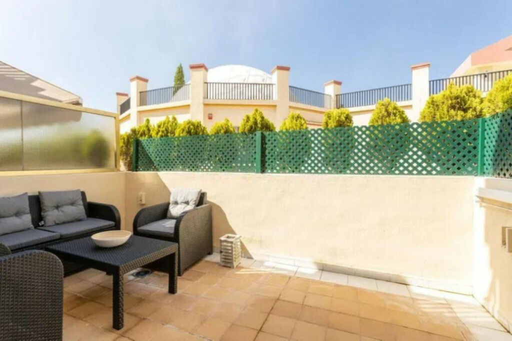 Middle Floor Studio Elviria Málaga