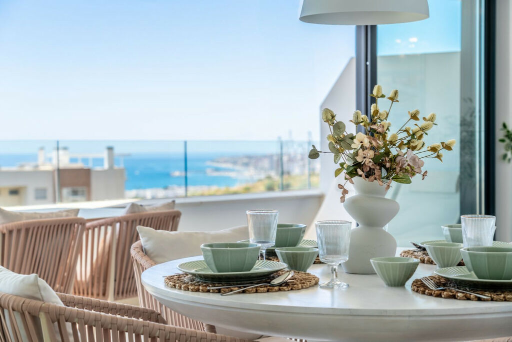 Top Floor Apartment Higueron Málaga