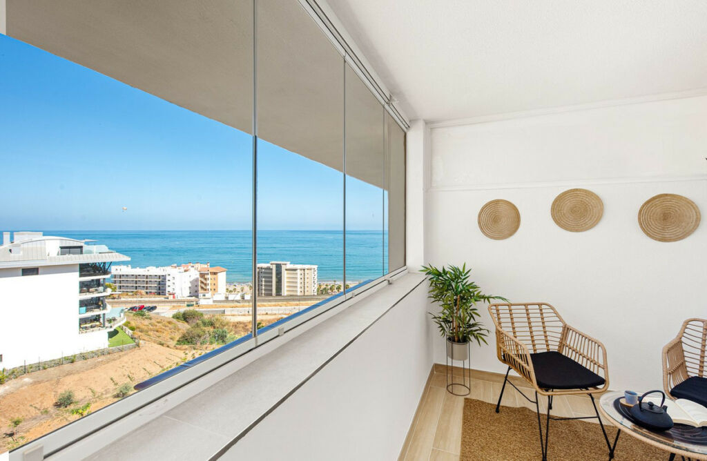 Middle Floor Apartment Carvajal Málaga