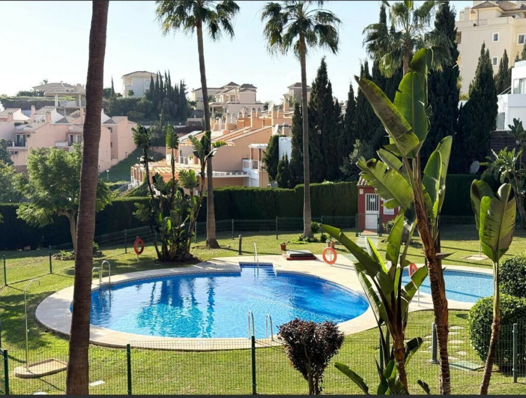 Middle Floor Apartment Mijas Málaga - image 2
