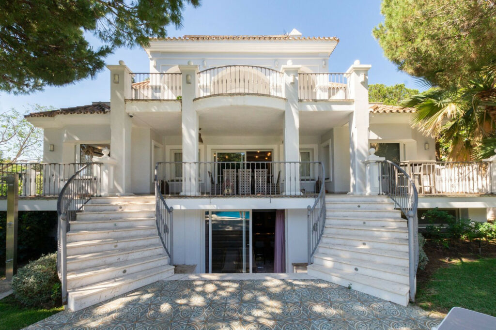 Detached Villa Hacienda Las Chapas Málaga