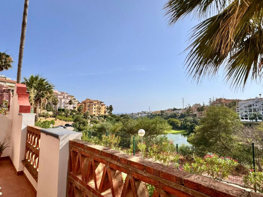 Middle Floor Apartment Riviera del Sol Málaga