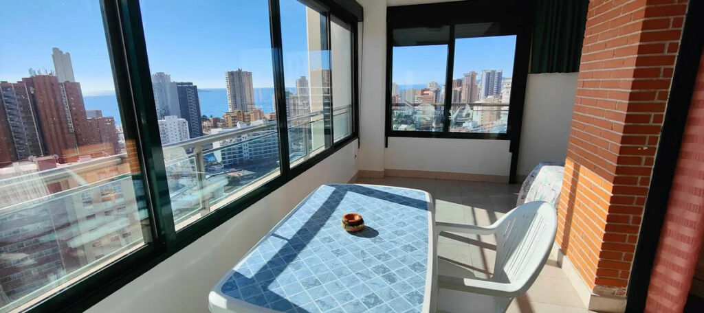 Middle Floor Apartment Benidorm Alicante