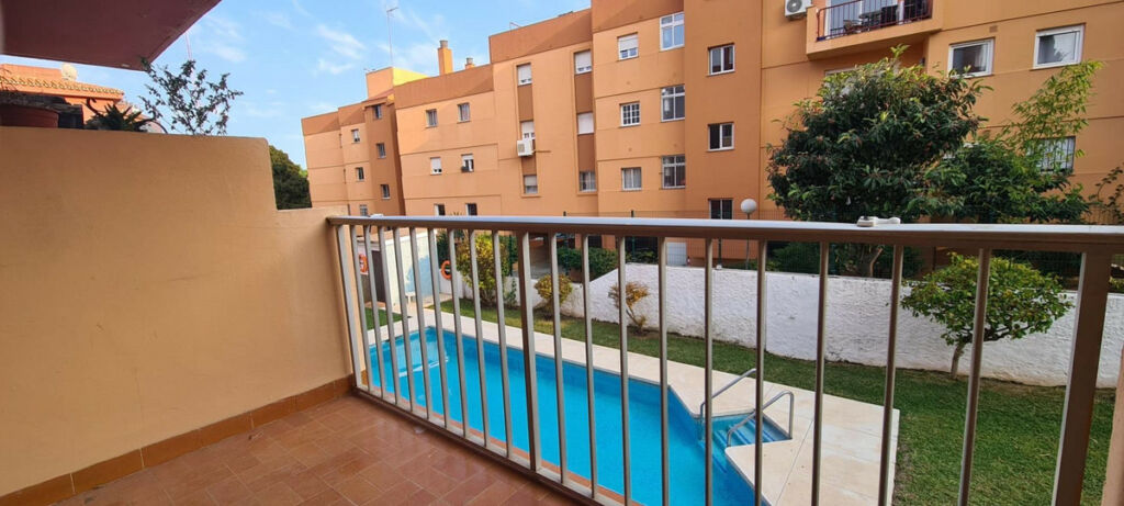 Middle Floor Apartment Torremolinos Málaga - image 7