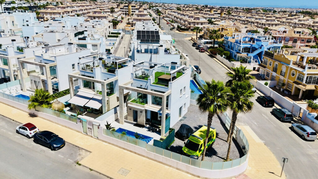 Detached Villa Cabo Roig Alicante