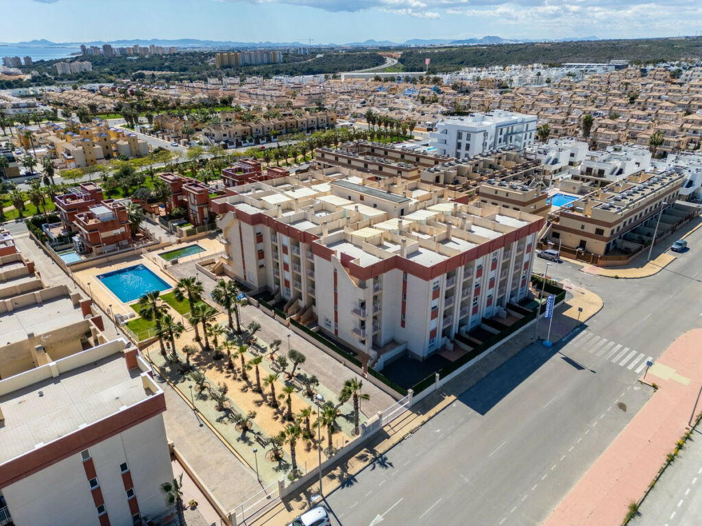 Ground Floor Apartment Lomas de Cabo Roig Alicante