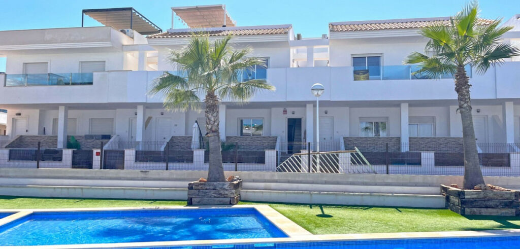 Townhouse Torrevieja Alicante