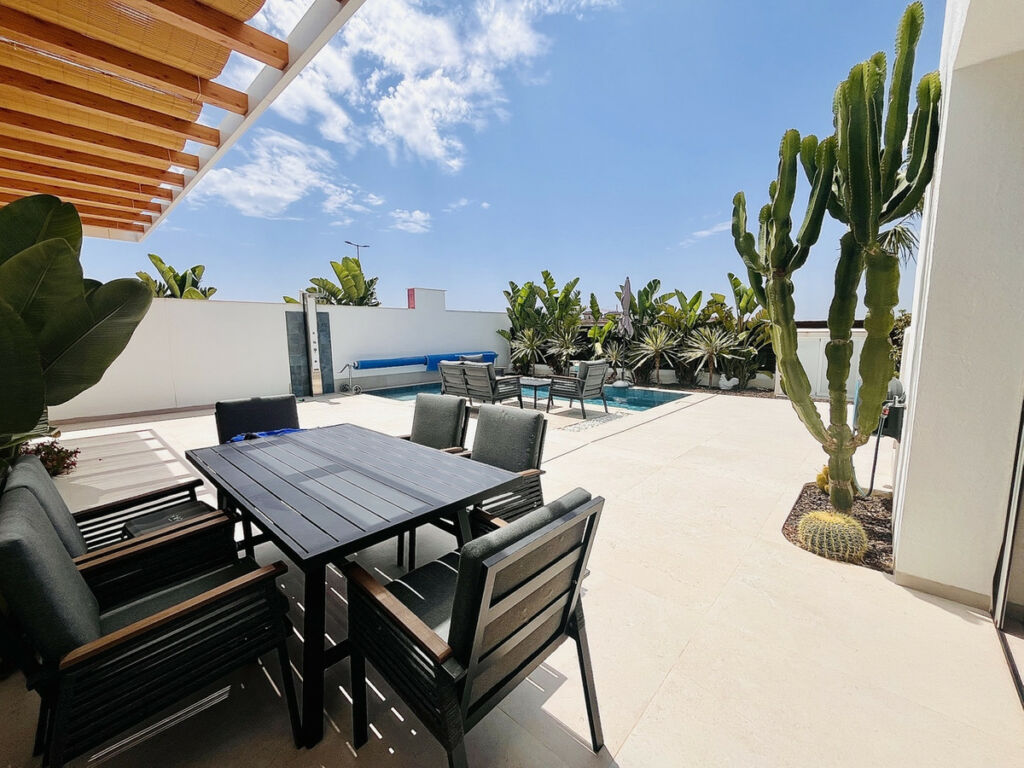 Detached Villa Torrevieja Alicante