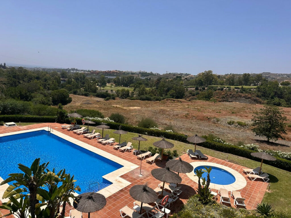 Top Floor Apartment Los Arqueros Málaga