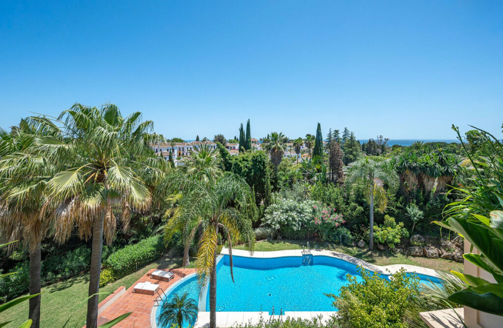 Middle Floor Apartment The Golden Mile Málaga