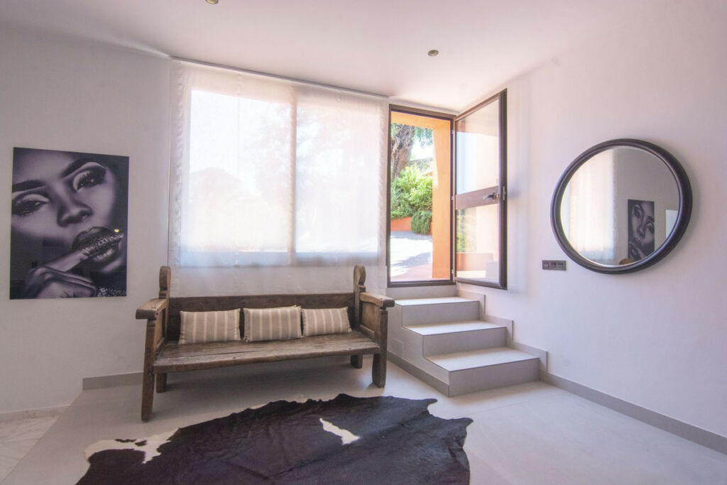 Ground Floor Apartment La Mairena Málaga - image 10