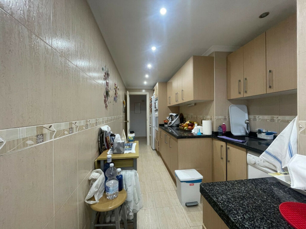 Ground Floor Apartment Atalaya Málaga - image 10