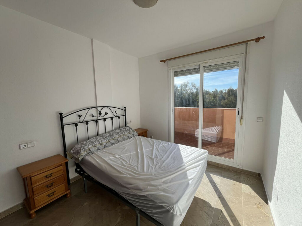 Middle Floor Apartment Casares Playa Málaga - image 10