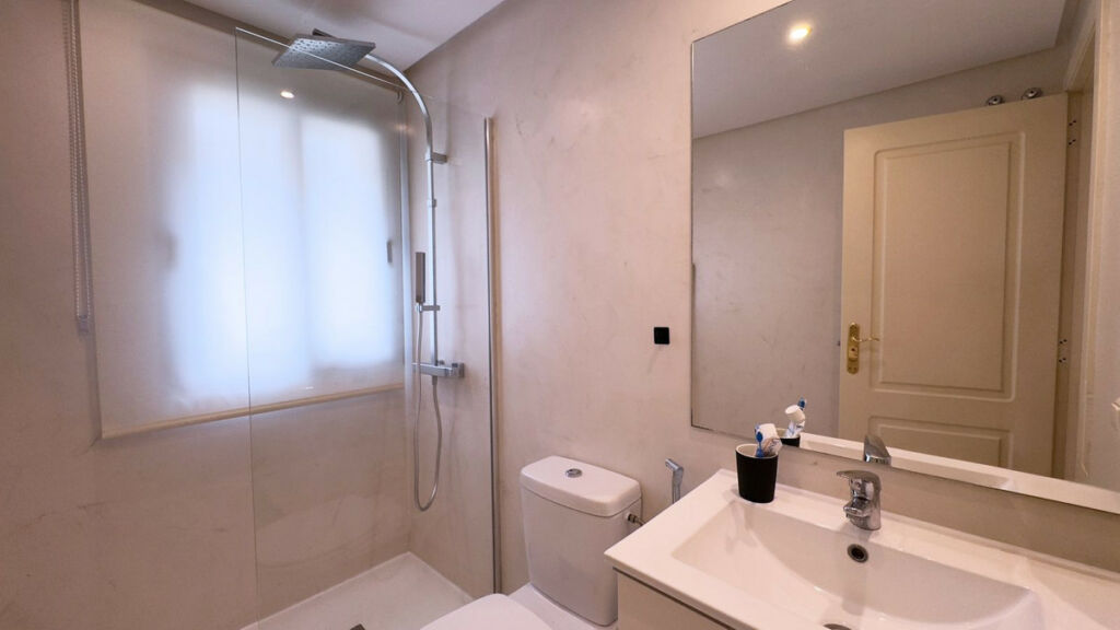 Ground Floor Apartment Nueva Andalucía Málaga - image 10