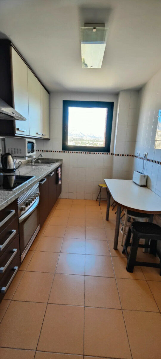 Middle Floor Apartment Benidorm Alicante - image 10