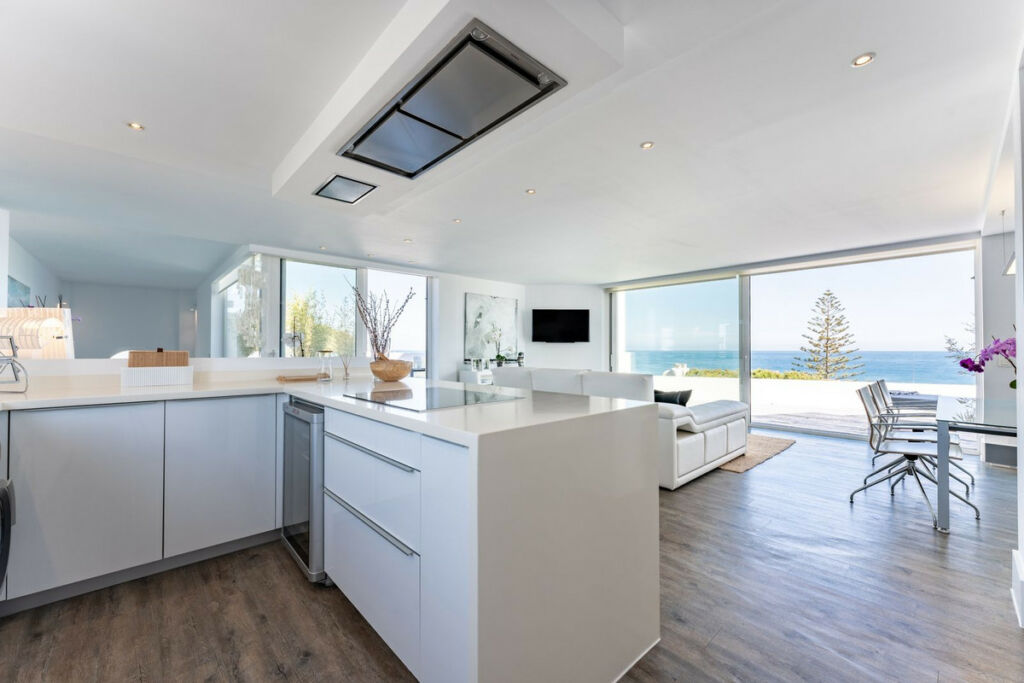 Penthouse Calahonda Málaga - image 10
