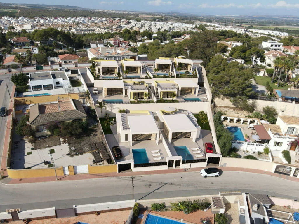 Detached Villa Torrevieja Alicante - image 10