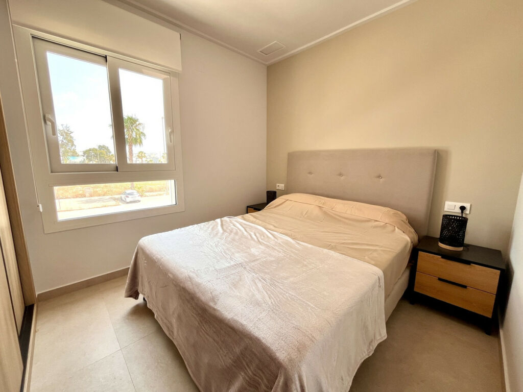 Middle Floor Apartment Guardamar del Segura Alicante - image 10