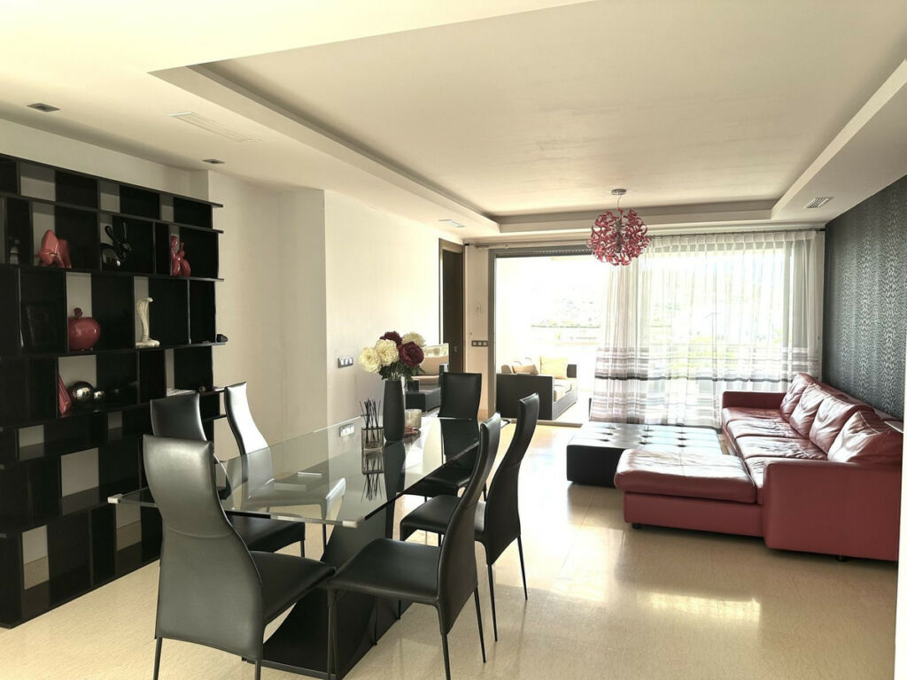 Middle Floor Apartment Benahavís Málaga - image 10